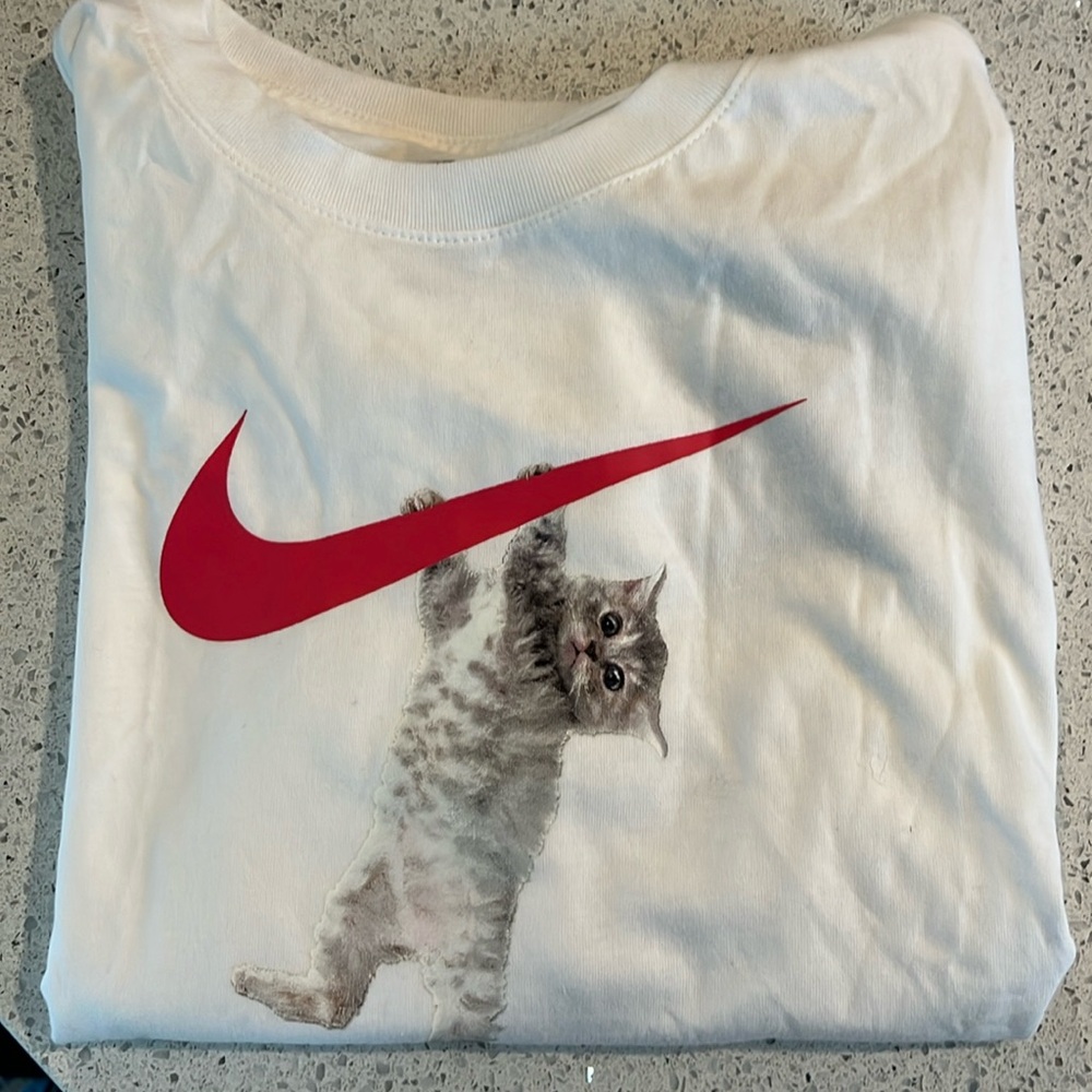 Nike Kids Swoosh with cat T shirt